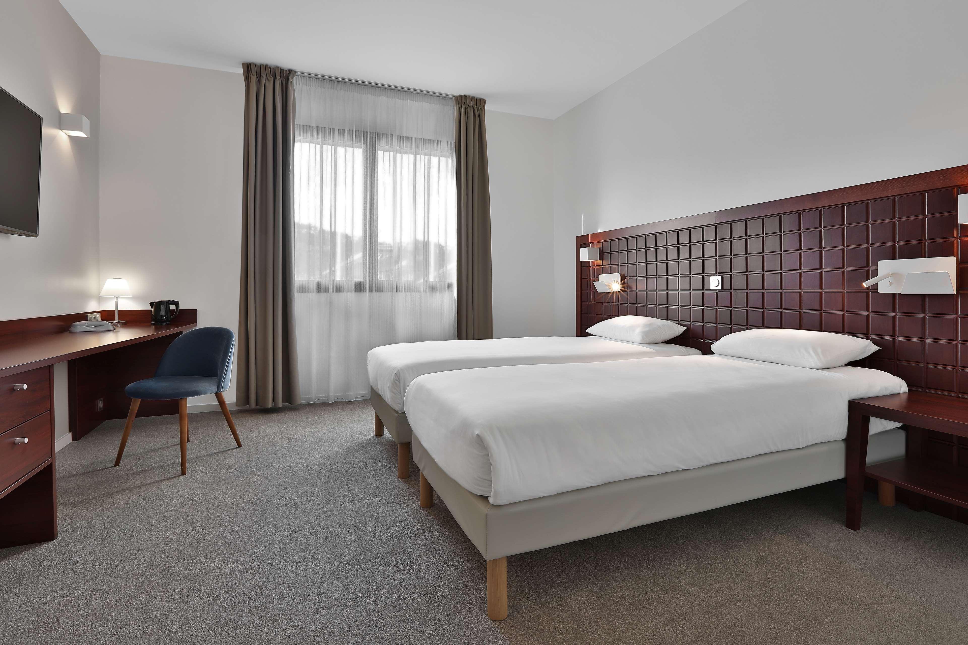 Kyriad Perigueux - Boulazac Экстерьер фото